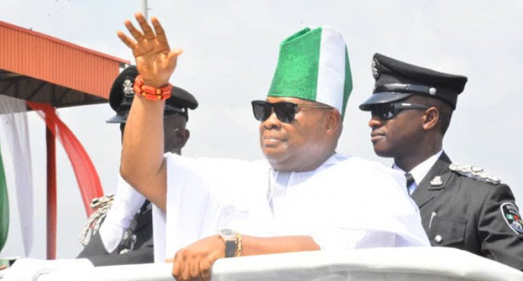 OSUN:  Adeleke sworn-in as the sixth Elected Governor, AGM's Sarumi in attendance.